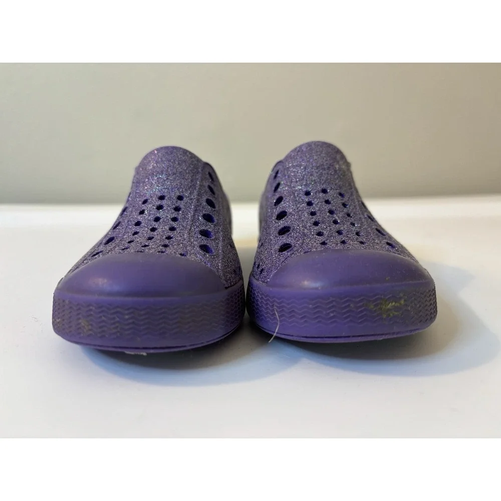NATIVE Jefferson Purple Sparkly‎ Pool Shoes Kids 7 Water
